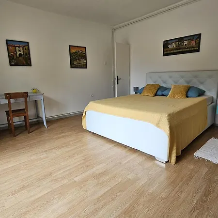 Palme Apartman *